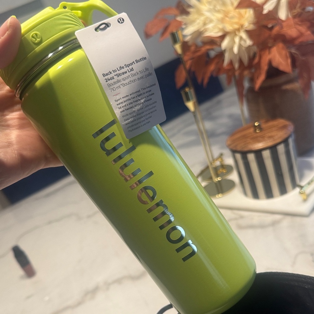 lululemon athletica Black Mini Bag with lime green water bottle - Picture 2 of 8